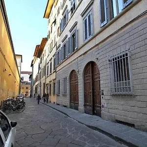 Two Bedrooms Near The Duomo Florence
